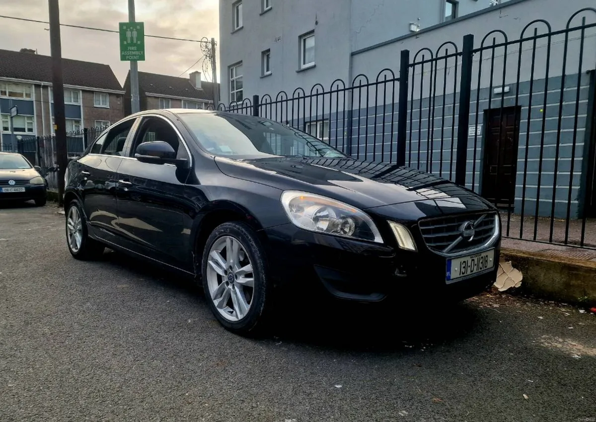 Volvo S60 1.6 diesel NCT 3/27 - Image 3