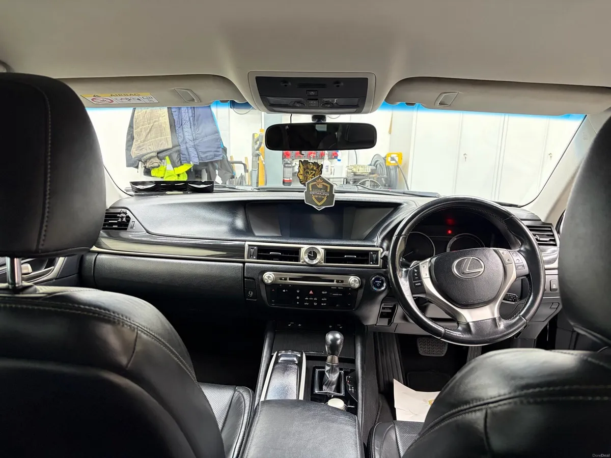 Lexus gs 300h - Image 4