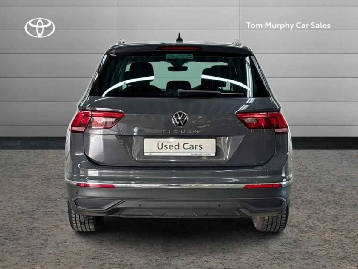 Volkswagen Tiguan LIFE 2.0 TDI MANUAL 6SPEED FWD 1 - Image 4