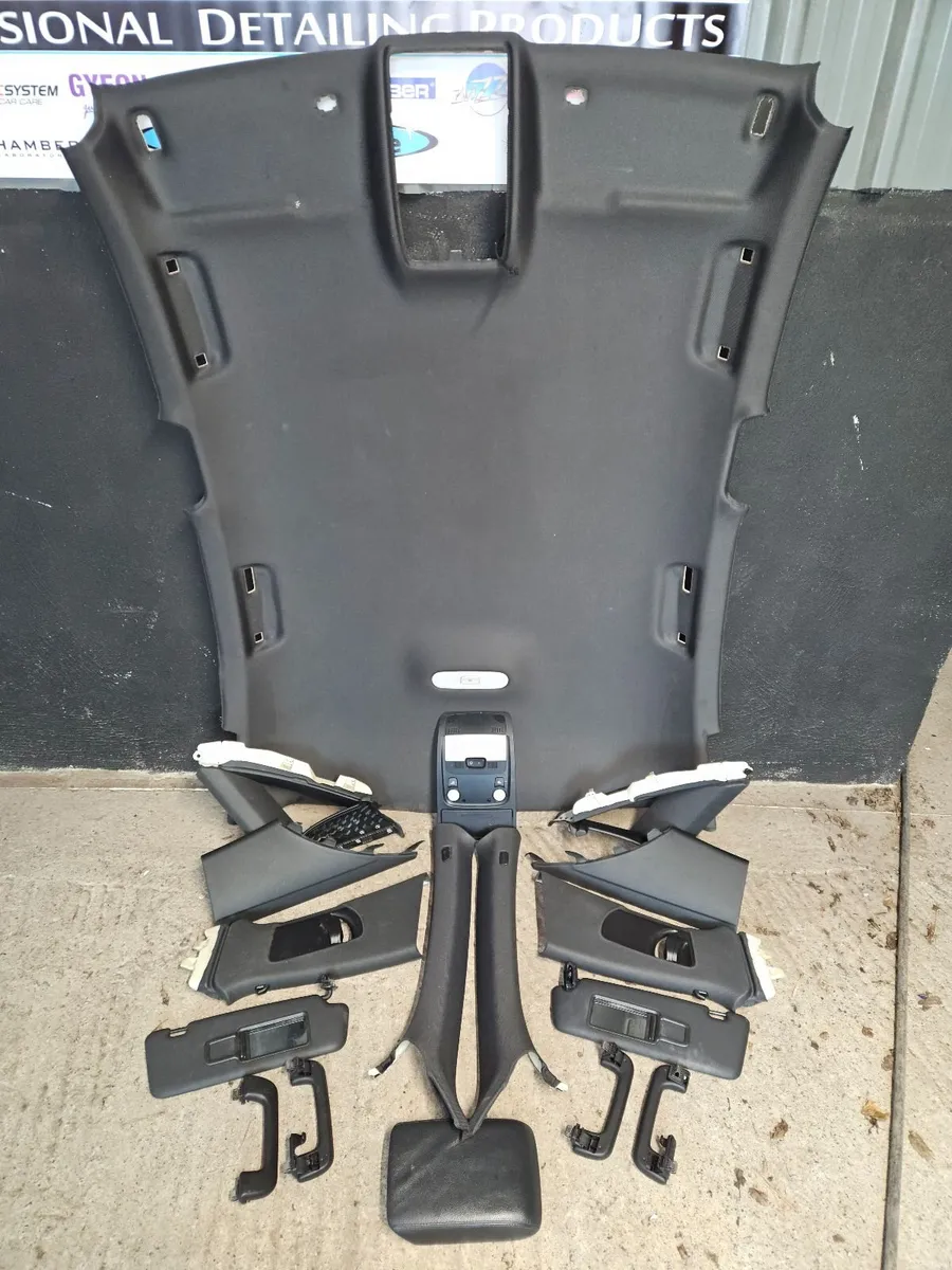 Audi S-Line interior with Headliner - Image 3