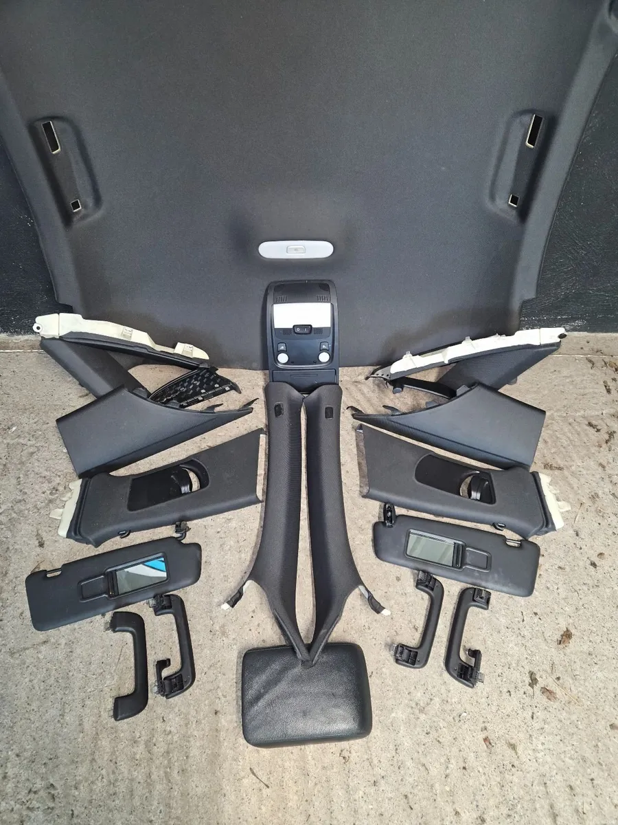 Audi S-Line interior with Headliner - Image 4