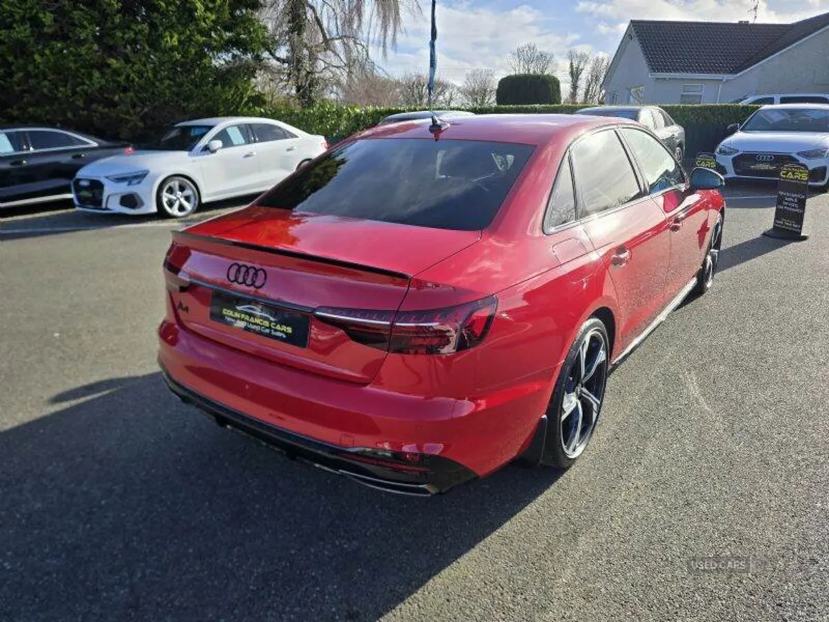 Audi A4 Black Edition - Image 4