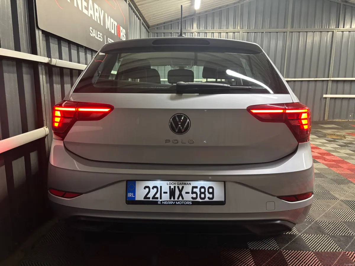 2022 221 Volkswagen Polo 1.0 MPI 80HP Manual - Image 2