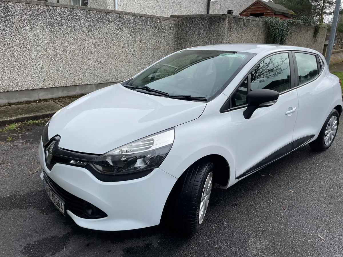 Renault Clio 2016 - Image 1