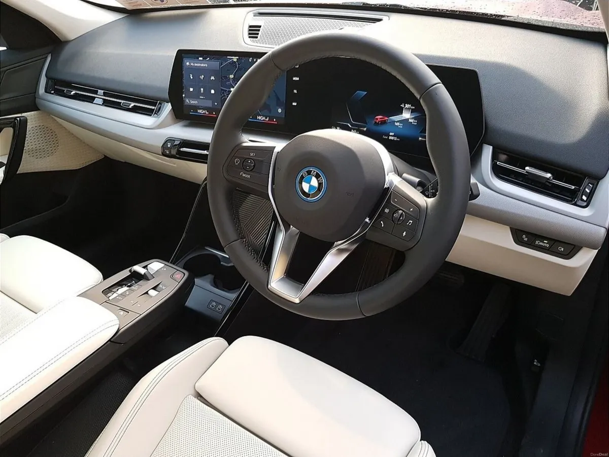 BMW iX1 iX1 eDrive20 Sport - Image 6