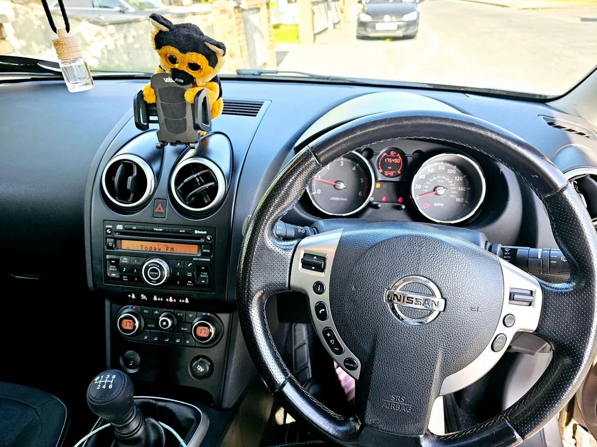Nissan Qashqai 2009 - Image 4