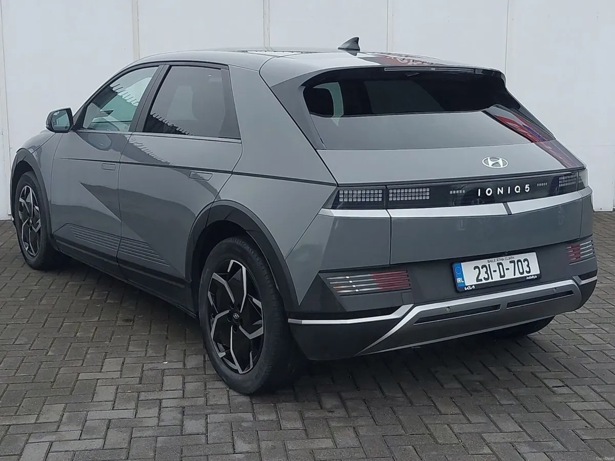 Hyundai IONIQ Electric Premium - Image 2
