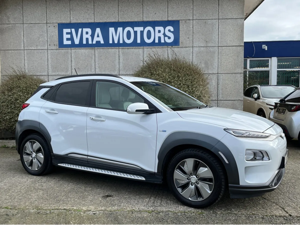 Hyundai KONA KAUAI EV 64KWH //FULL LEATHER//HEATED - Image 2