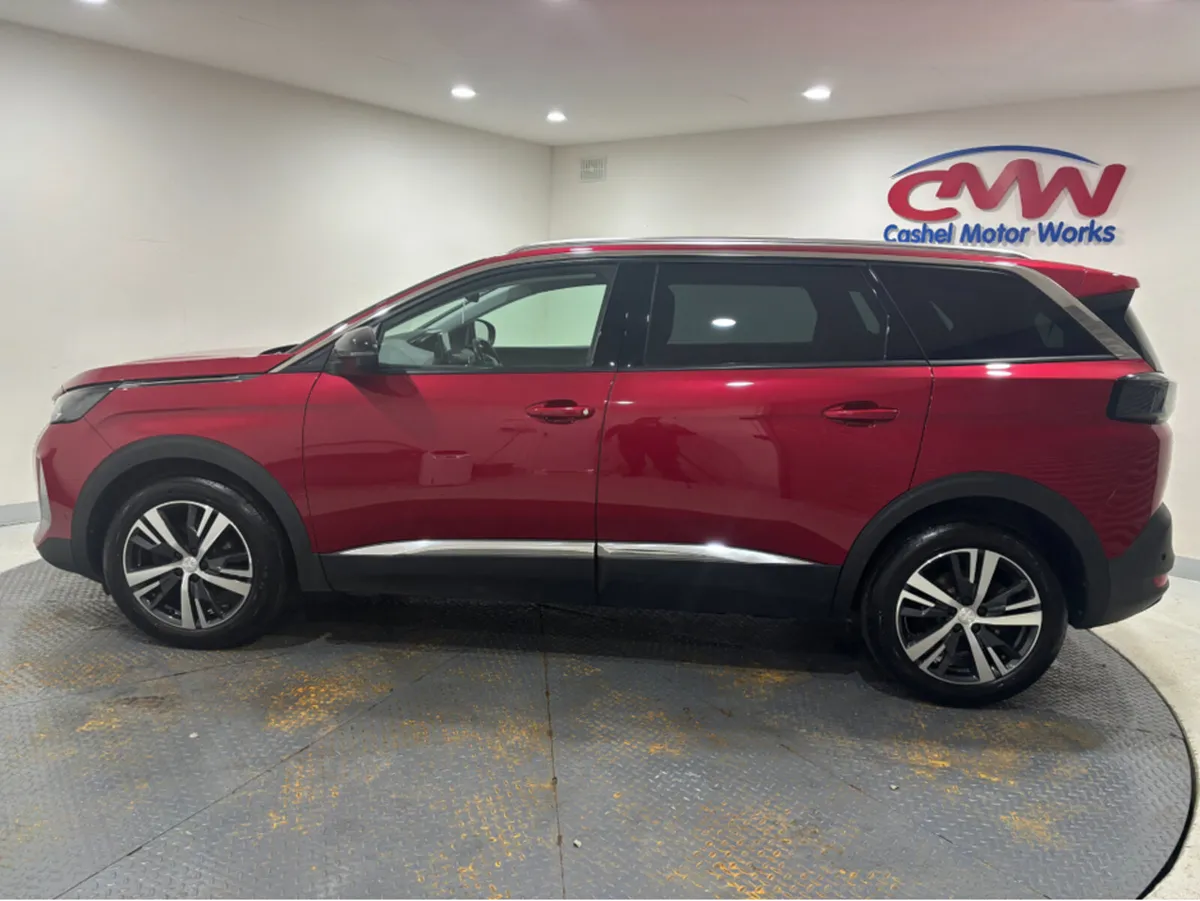 Peugeot 5008 ALLURE PREMIUM B-HDI BLUEHDI AUTO**7 - Image 4