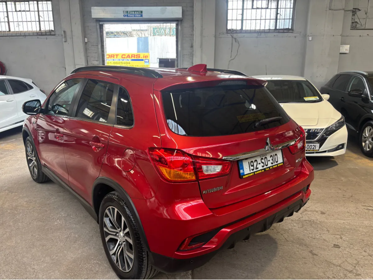 Mitsubishi ASX 1.6P INTENSE 5MT 4DR - Image 3