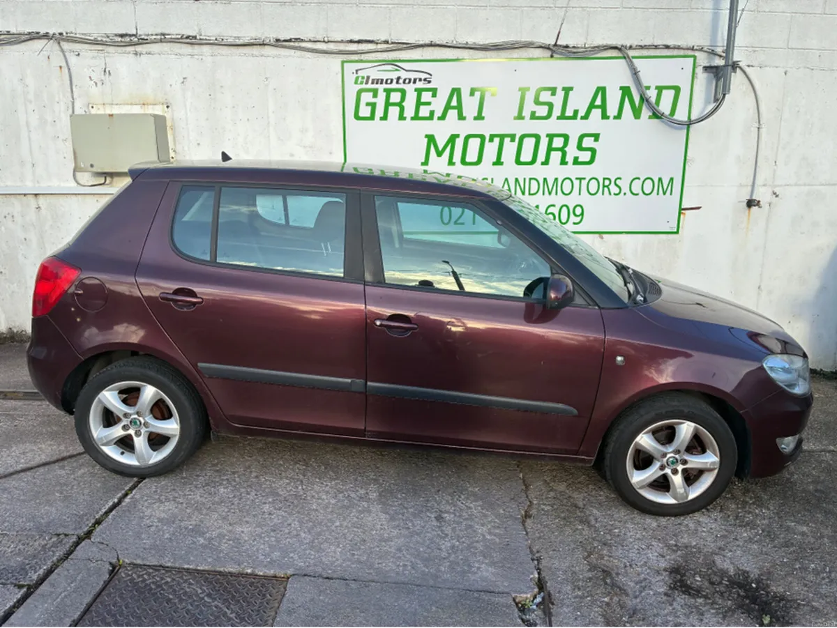 Skoda Fabia FL AMBIENTE 1.2 60HP 5DR - Image 4