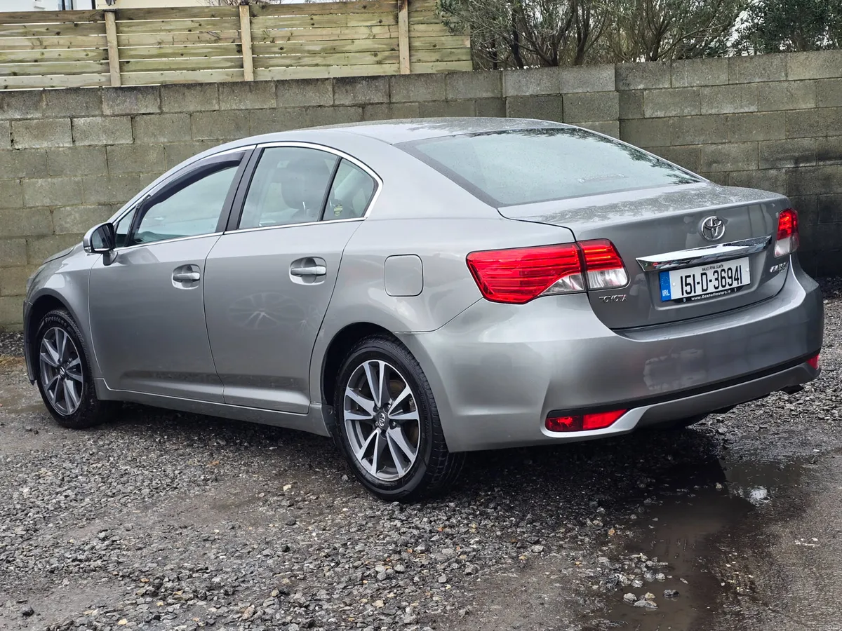 Toyota Avensis 2015 luna high spec €3650 - Image 3