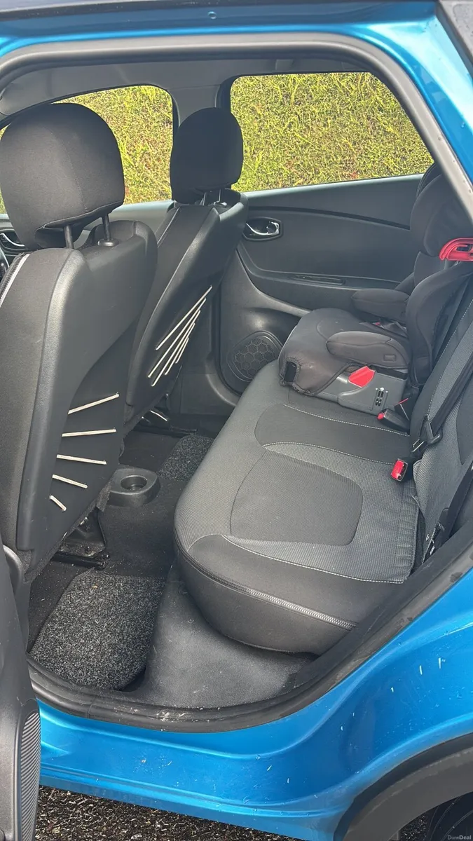 Renault Captur 2017 - Image 2