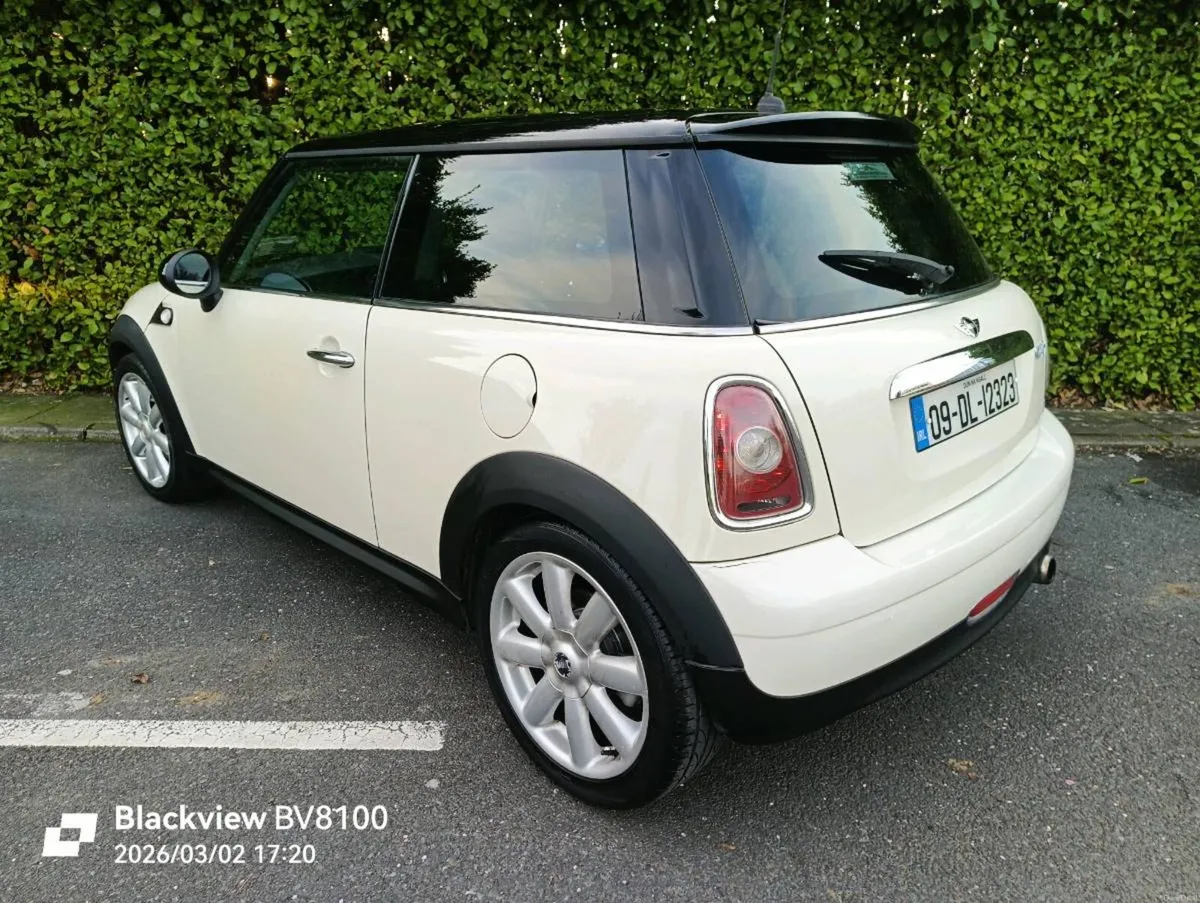Mini Cooper 1.6 diesel 2009 - Image 4