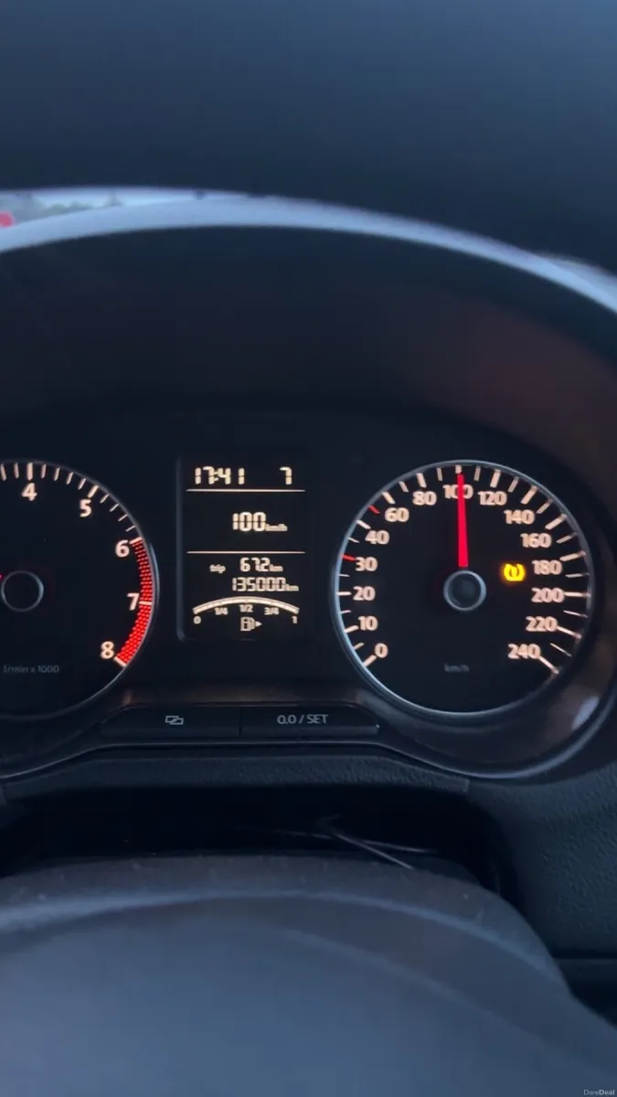 Volkswagen Polo 2012 - Image 2