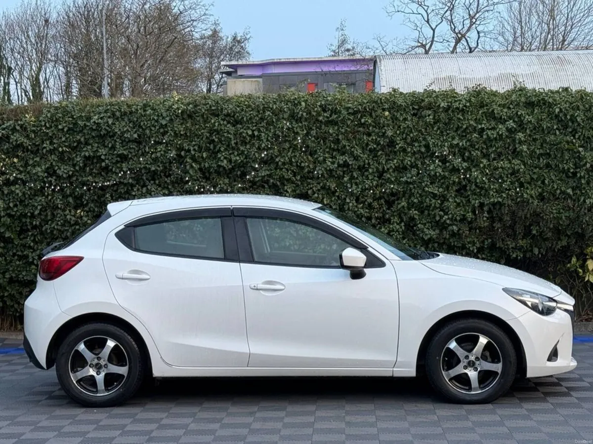 Mazda Demio 1.3 SKYACTIV // 15" DIAMOND CUT ALLOYS - Image 2