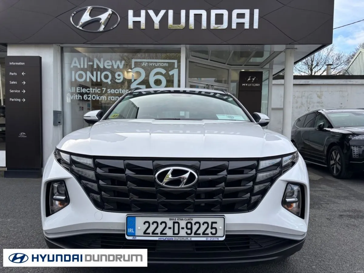 Hyundai Tucson ix35 Executive 5DR - Image 2
