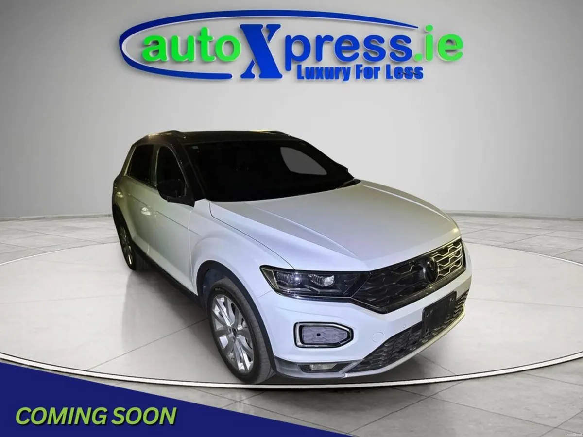 Volkswagen T-Roc 2.0 SPORT TDI, Low mileage, Roof - Image 1