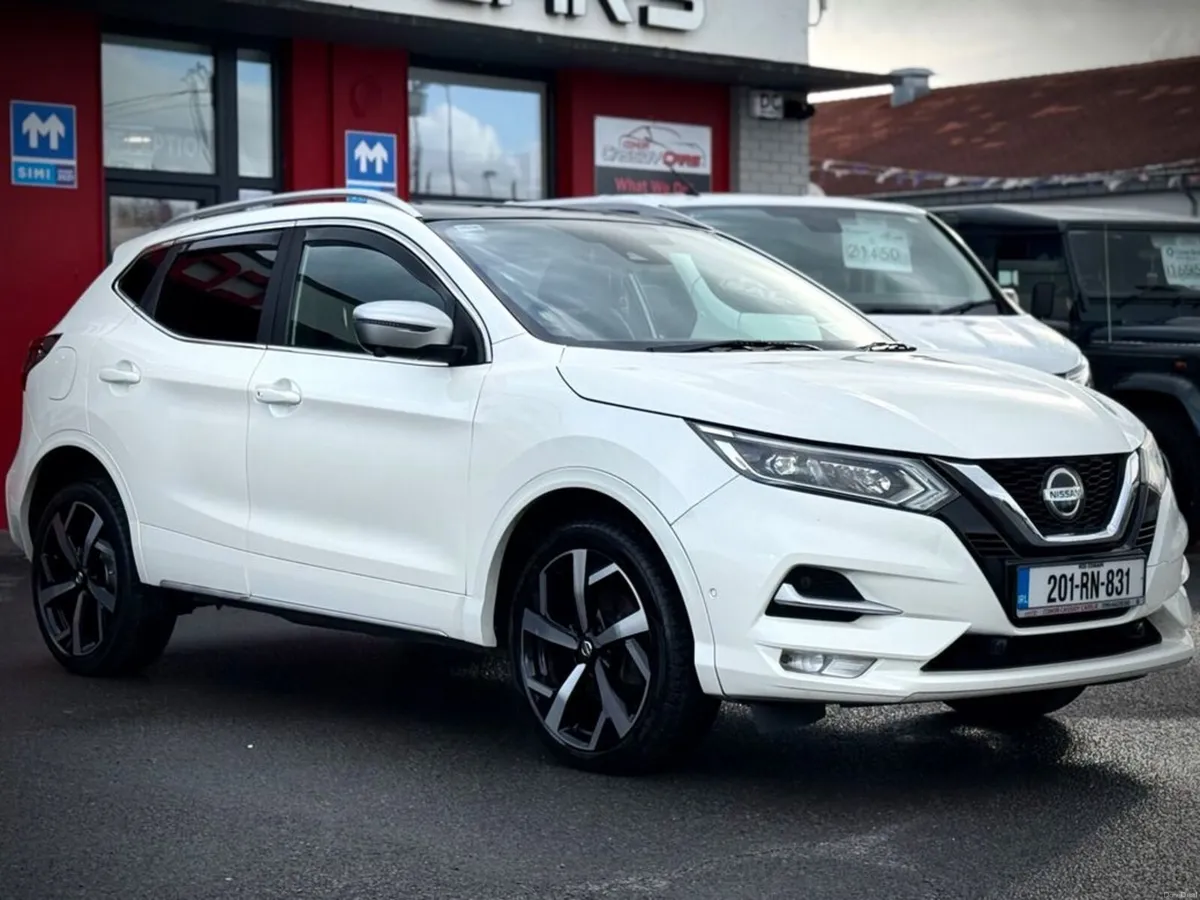 Nissan Qashqai Tekna + 115PS 5DR // SAME DAY FINAN - Image 4