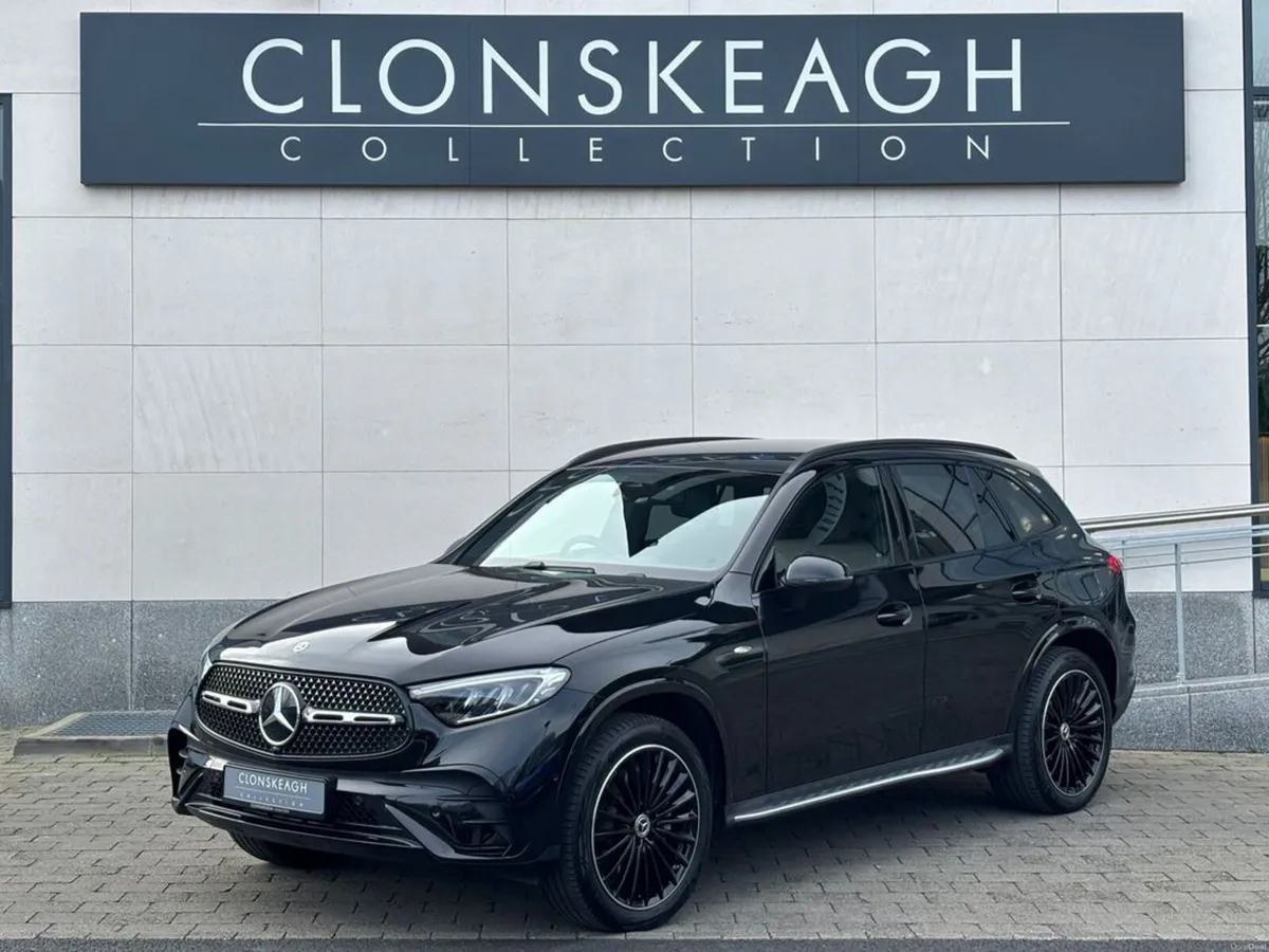 Mercedes-Benz GLC 300 E 4MATIC URBAN EDITION - Image 3
