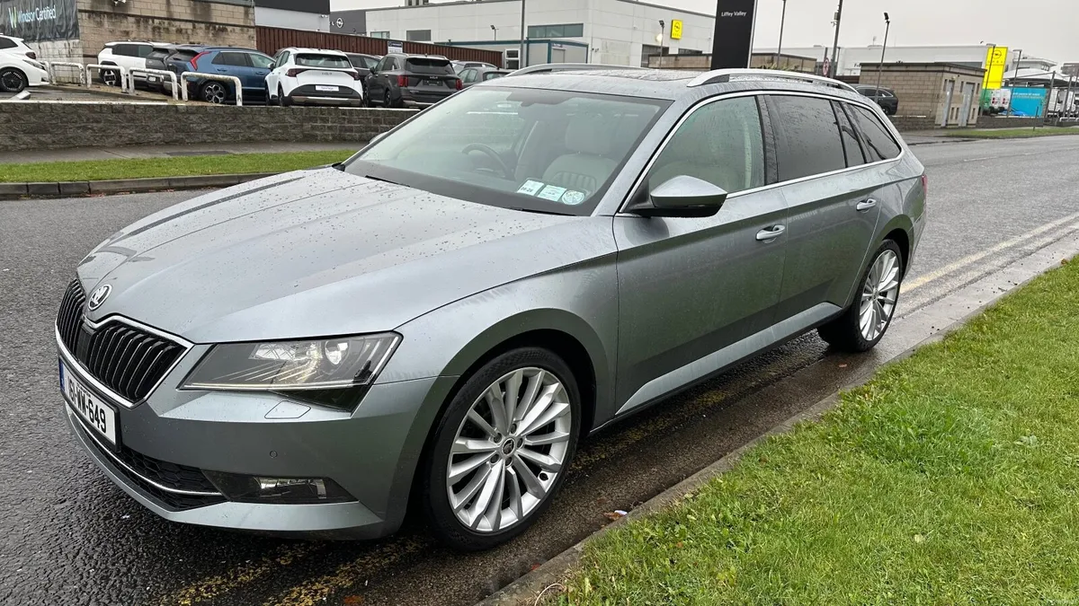Skoda Superb 2016 - Image 2