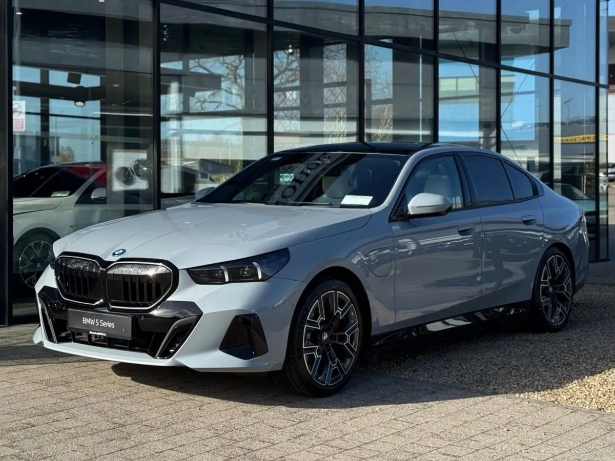 BMW 5-Series 530e M Sport Pro - Image 1