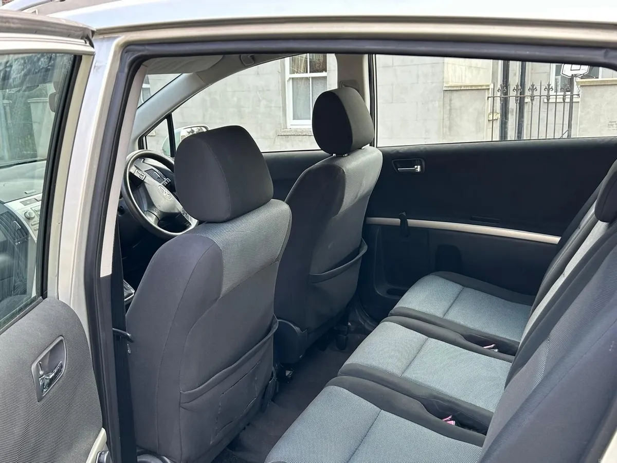 Toyota Corolla 2006 - Image 3