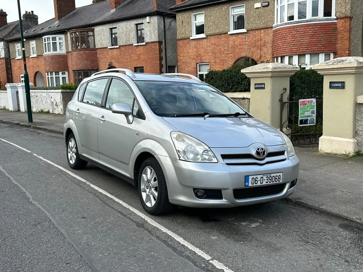 Toyota Corolla 2006 - Image 1