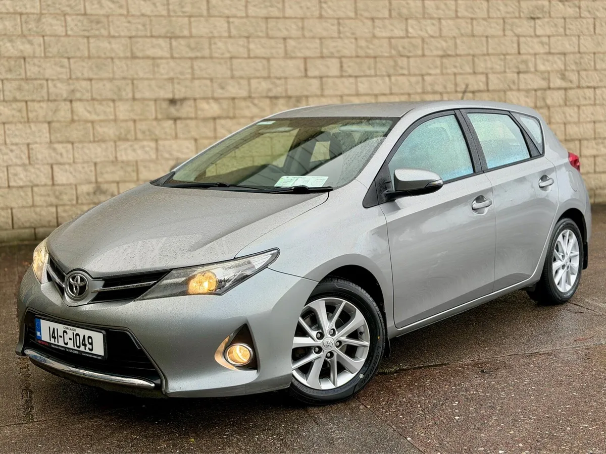 Toyota Auris - Image 2