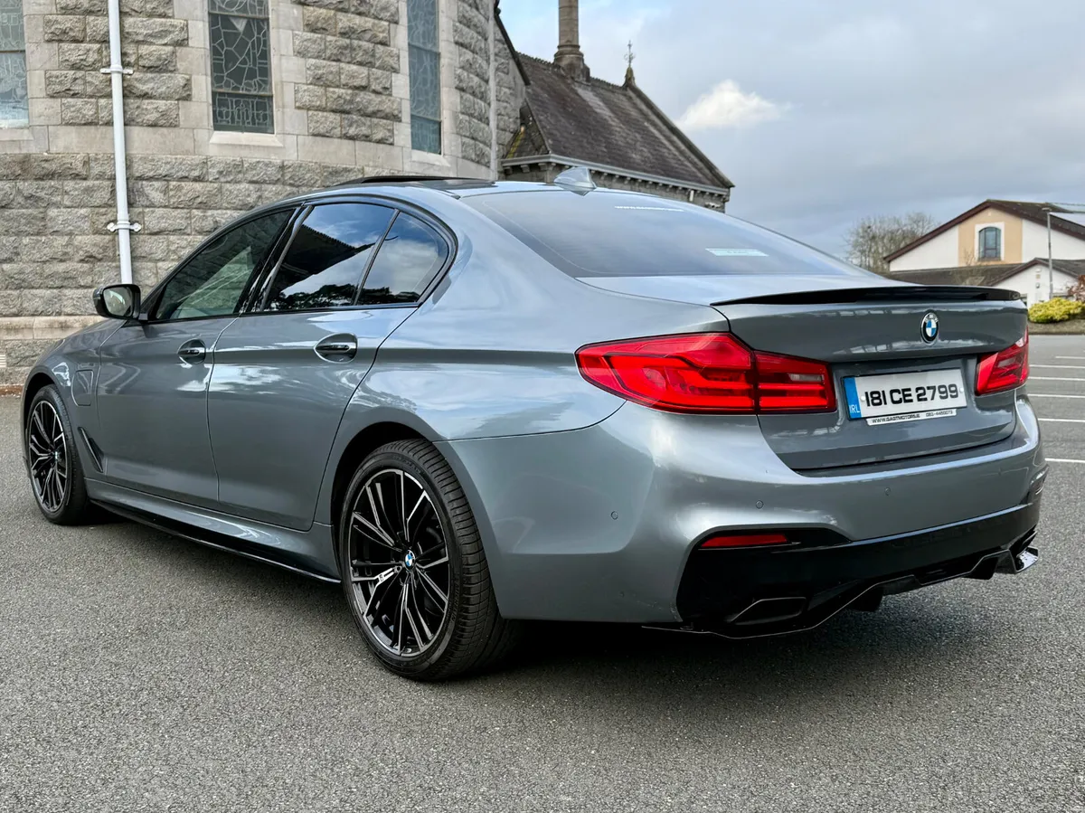 2018 BMW 530E M SPORT AUTO , SUNROOF - Image 4