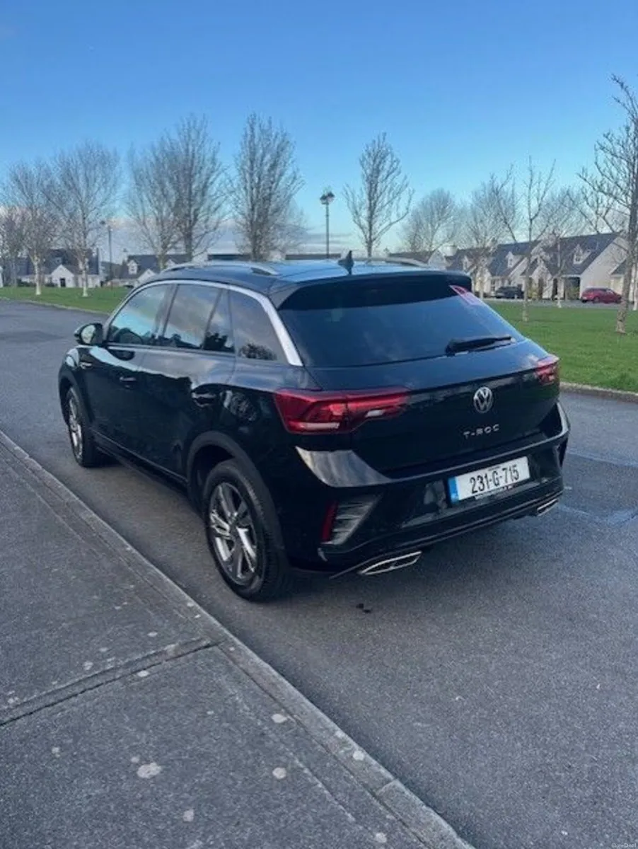 Volkswagen T-Roc 2023 - Image 2