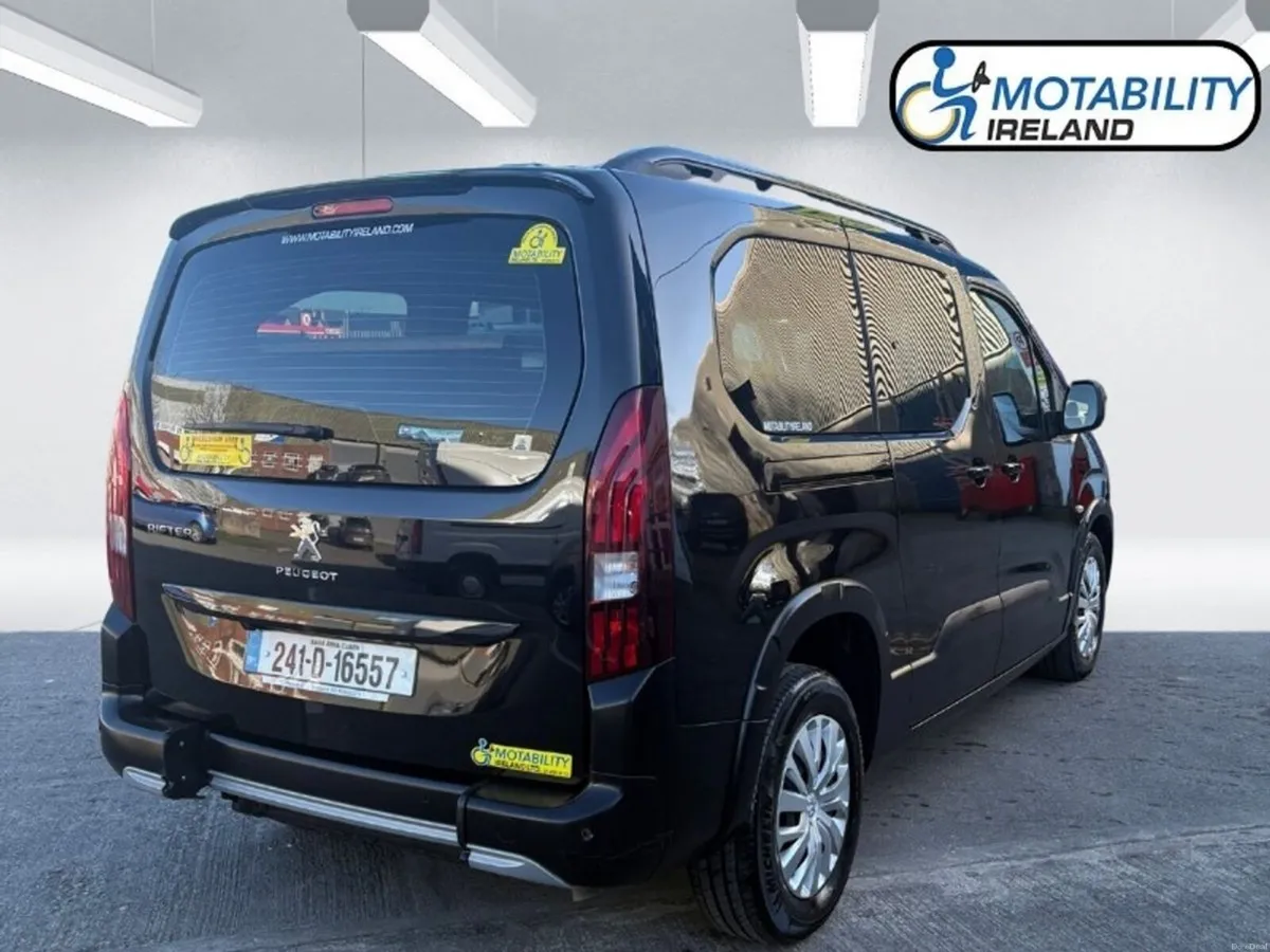 Peugeot Rifter Wheelchair Accessible - Image 2