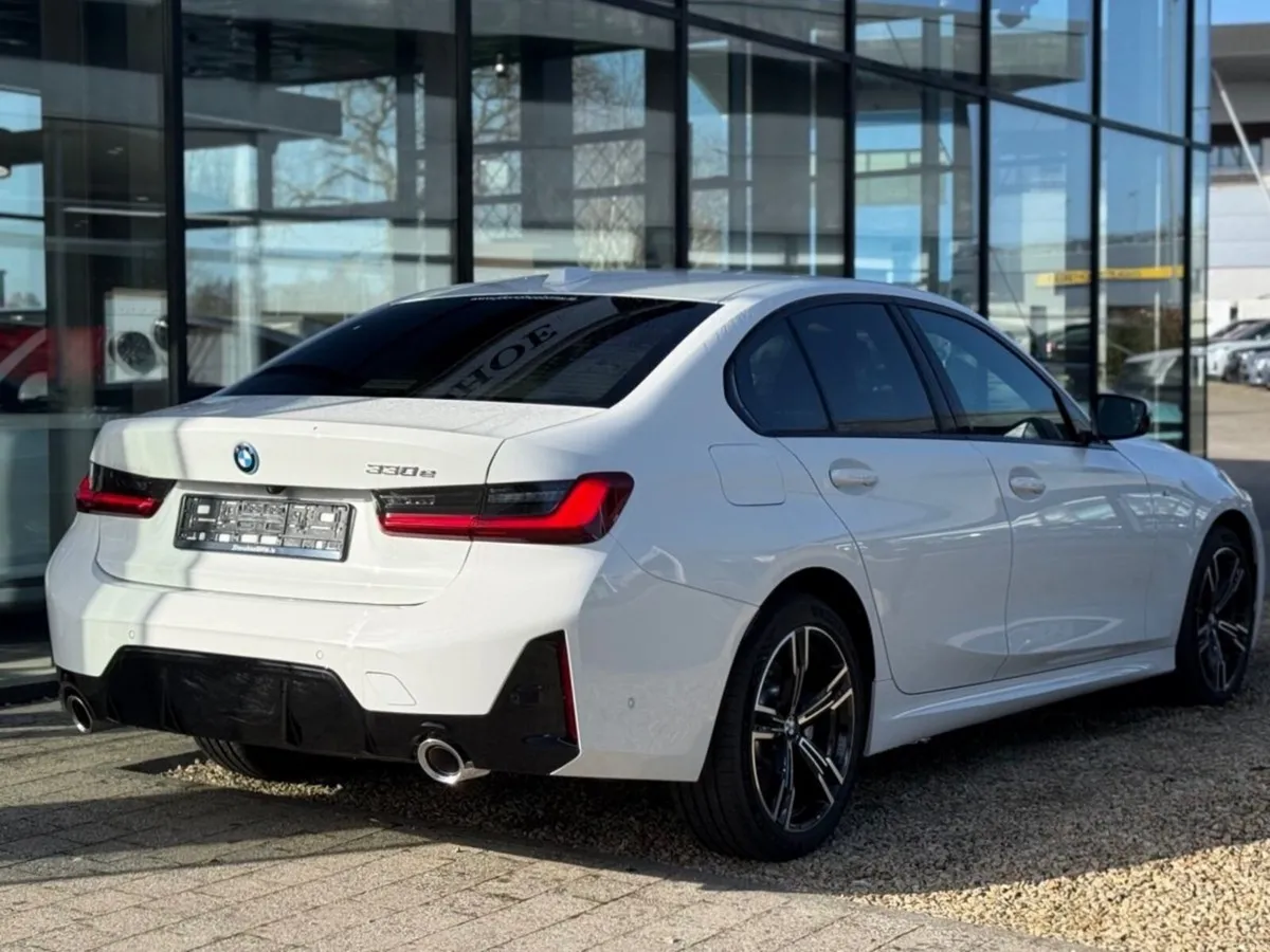 BMW 3-Series 330e M Sport - Image 2