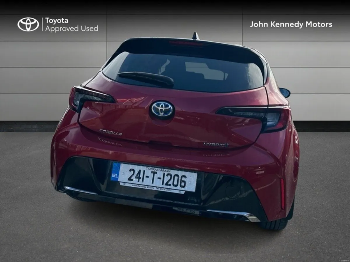 Toyota Corolla LUNA SPORT HB 4DR AUTO - Image 4