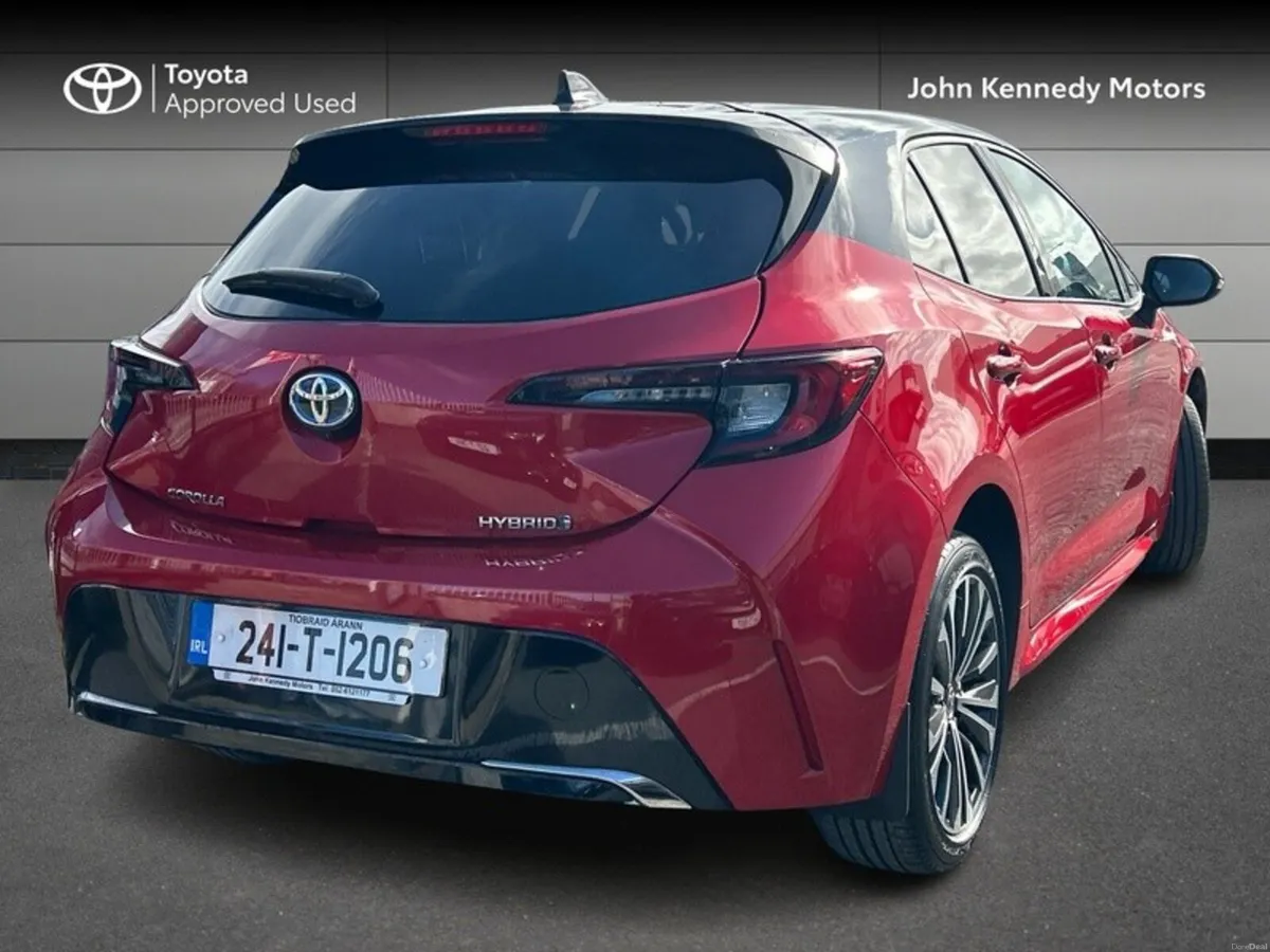 Toyota Corolla LUNA SPORT HB 4DR AUTO - Image 2