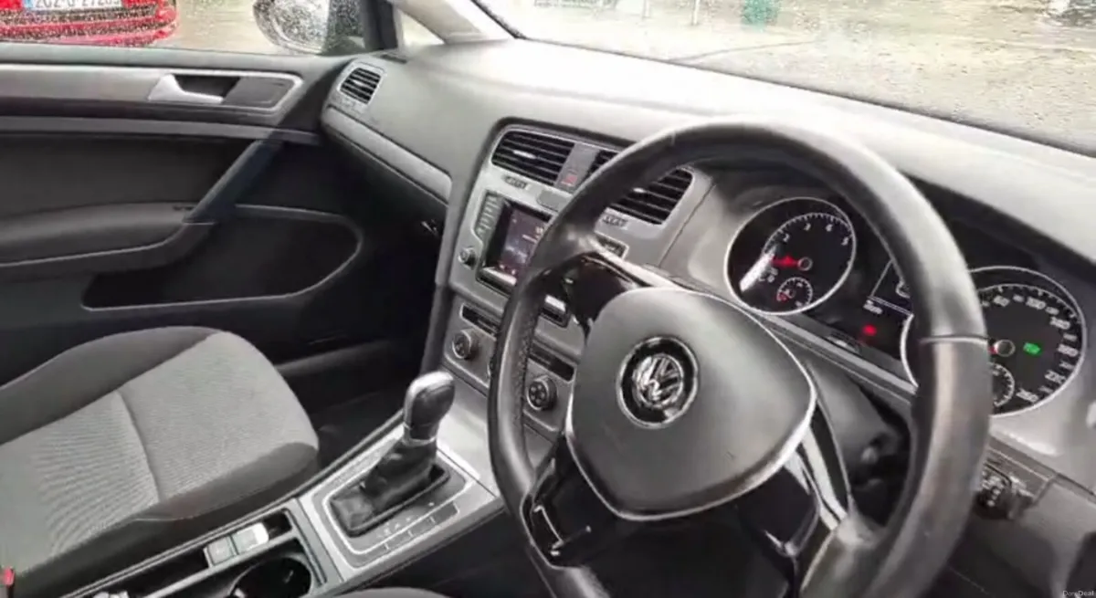 Volkswagen Golf 2015 1.2 Automatic - Image 2