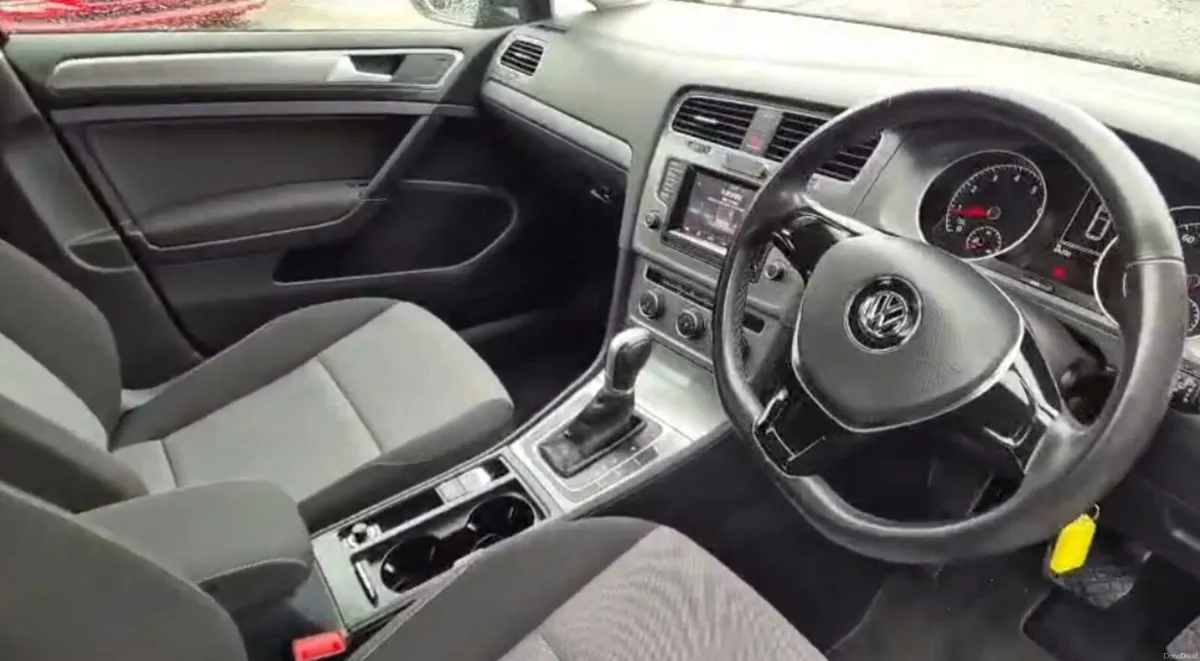 Volkswagen Golf 2015 1.2 Automatic - Image 4