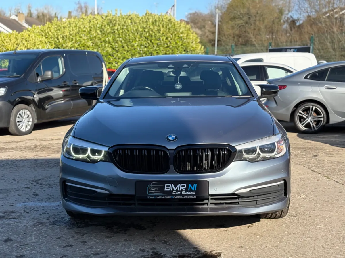 2018 BMW 530E AUTO HYBRID - Image 2