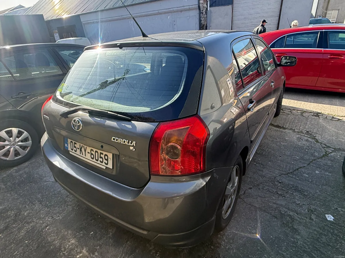 Toyota Corolla 2005 - Image 4