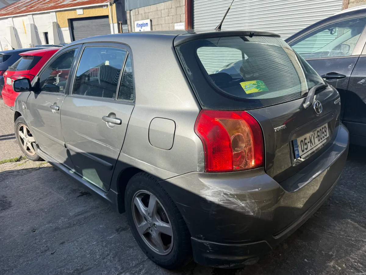 Toyota Corolla 2005 - Image 3