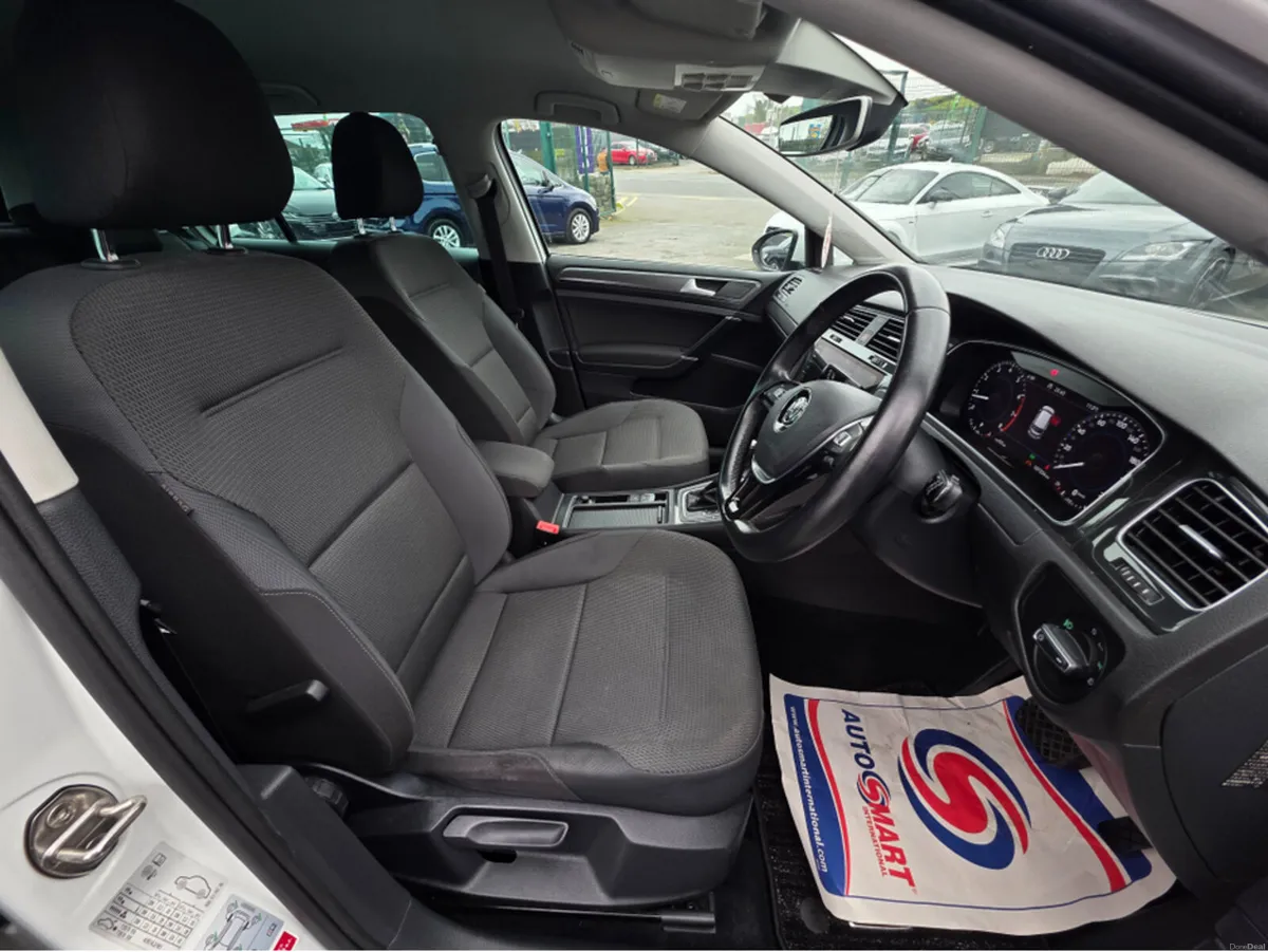 Volkswagen Golf 1.2 TSI SAT NAV PACK -REVERSE CAME - Image 4
