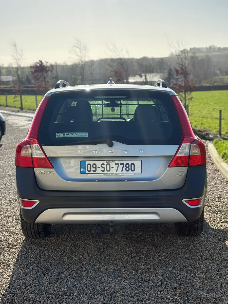 2009 Volvo XC70 2.4 D5 AWD - Image 5