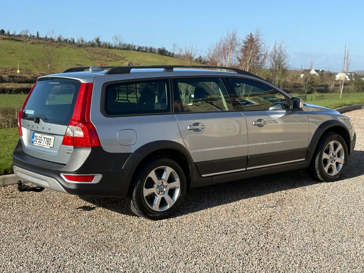 2009 Volvo XC70 2.4 D5 AWD - Image 4
