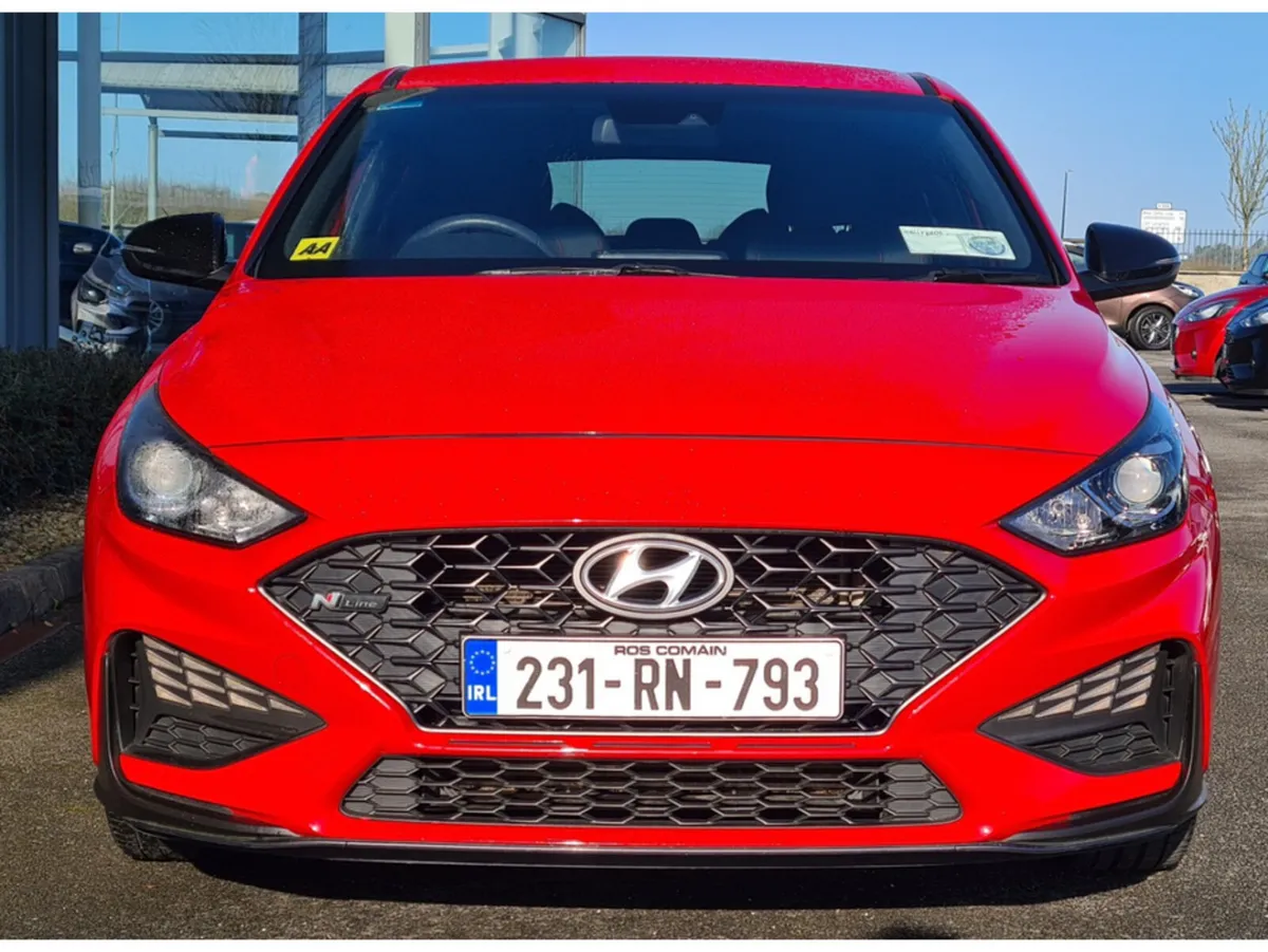 Hyundai i30 I 30 NLINE PETROL 5DR - Image 2