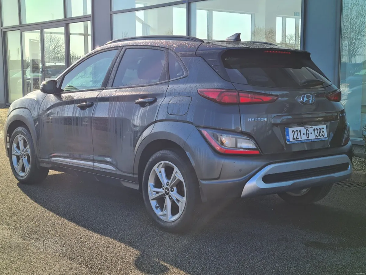 Hyundai KONA KAUAI EXECUTIVE 5DR PETROL - Image 4