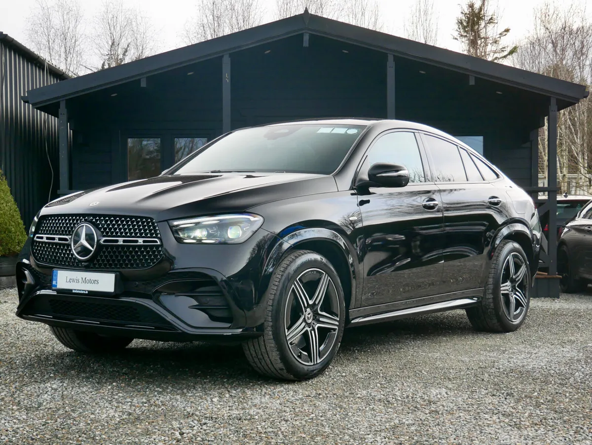 2025 Mercedes-Benz GLE400E URBAN EDITION - Image 3