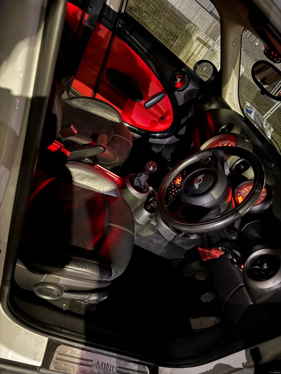 2011 Mini Countryman – 1.6 Diesel – Manual - Image 4