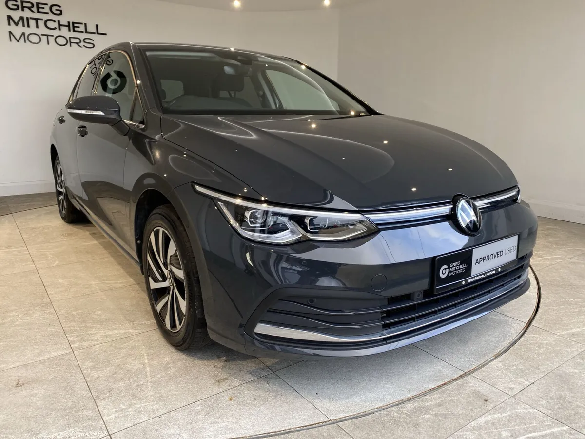 Volkswagen Golf 2023 - Image 3