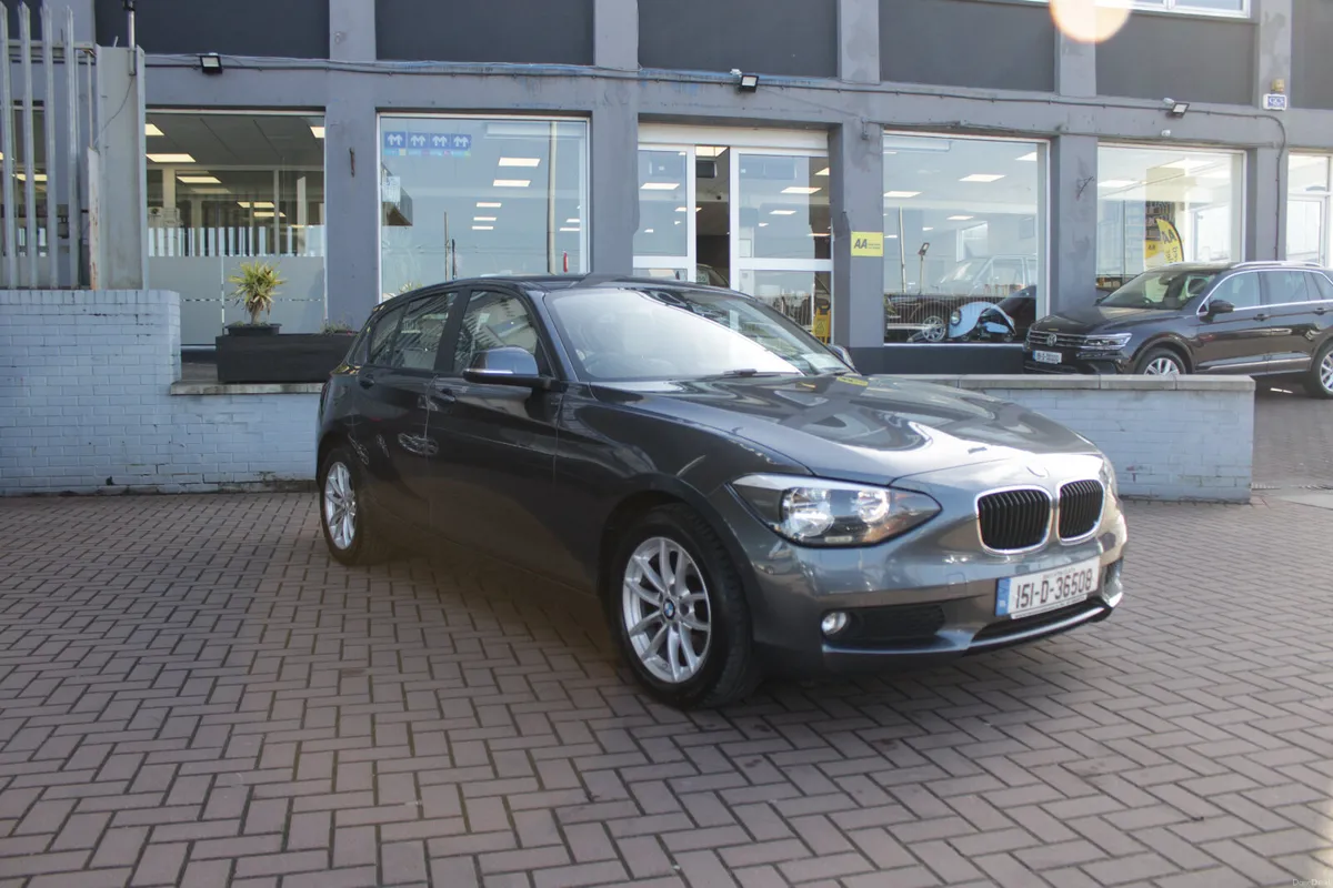 116D SE EDITION  120BHP 5DR HATCHBACK // STUNNING - Image 1