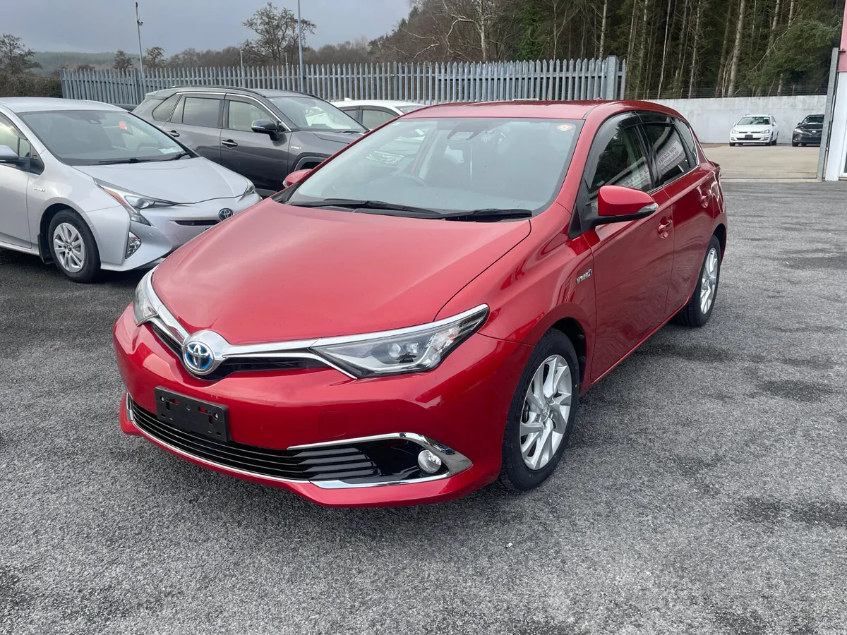 Toyota Auris 2017-1 - Image 3